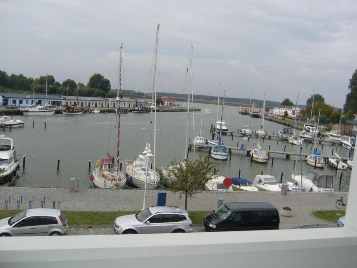 Hafenidyll mit Wasserblick Karlshagen Exterior foto